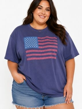 Torrid American Flag Graphic Tee Size 3 Plus 22/24 Patriotic 4th of July